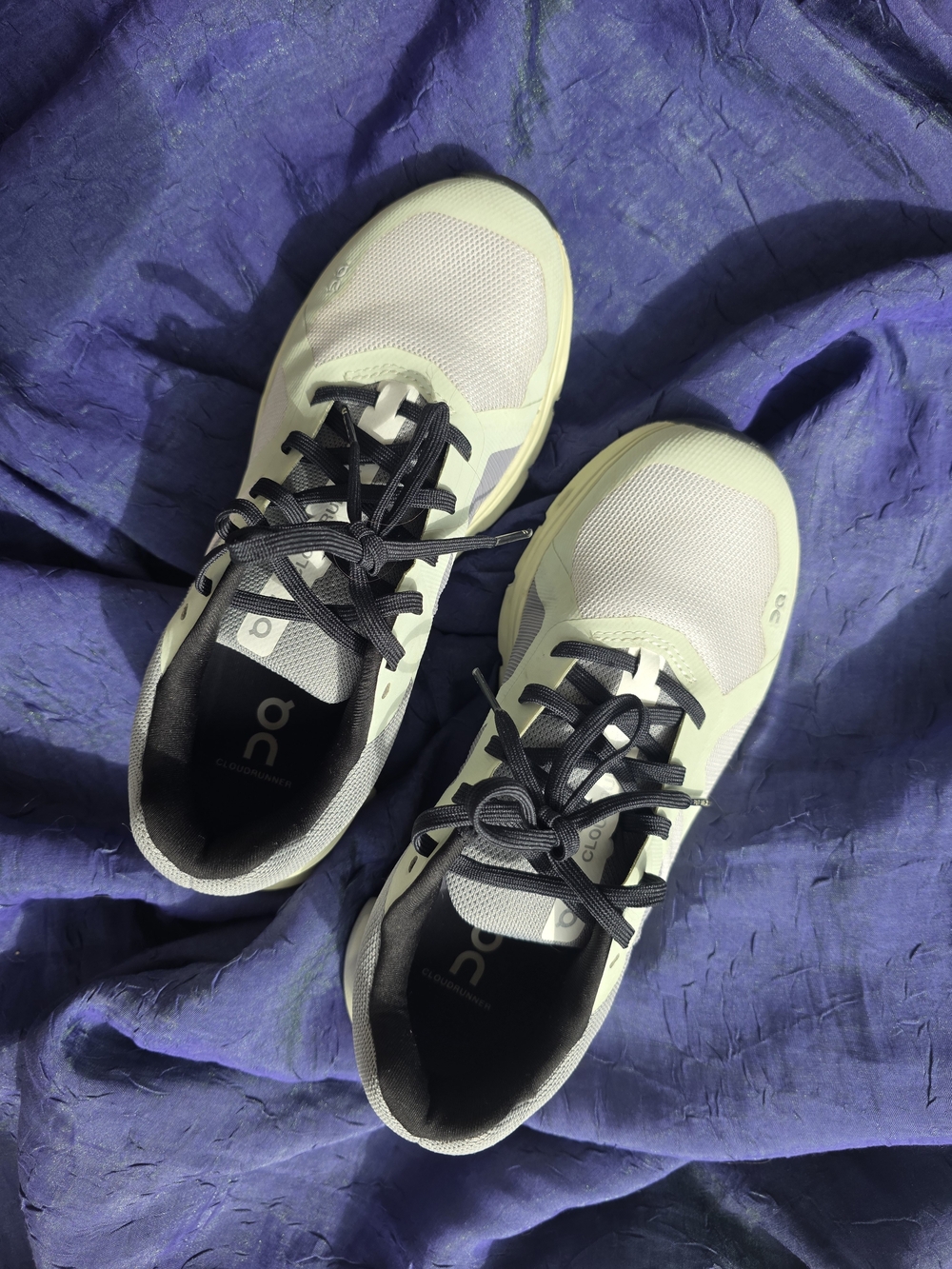 On Running Sneakers in Light Grey and Black